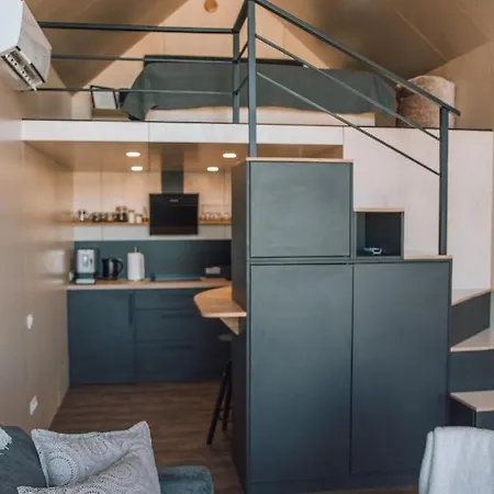 Pullanhouse Laima - Small And Cosy Lakeside House Villa
